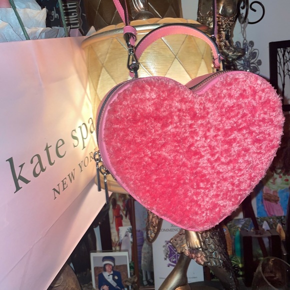 kate spade Handbags - Kate Spade Pink Heart Valentine Love Shack